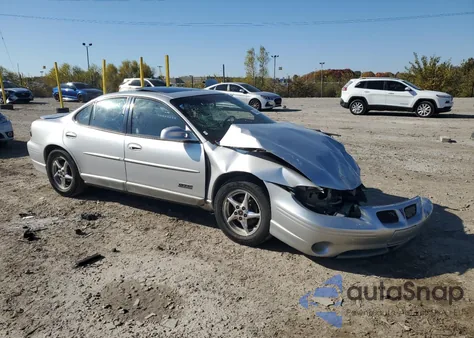 2001 Pontiac Grand Prix Gtp z USA, uszkodzony, nr VIN 1G2WR52111F270053